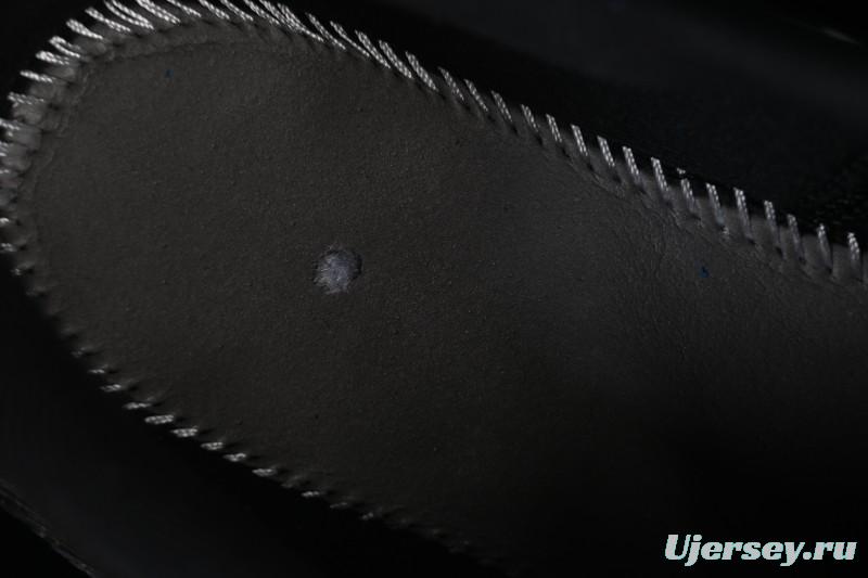 Nike Air Zoom Vomero 18 Cushioned Running Shoes - IH4454-001