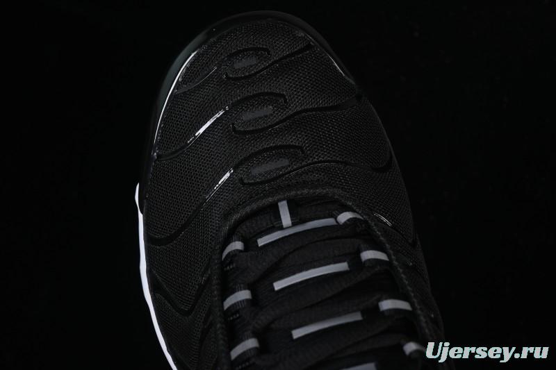 Nike Air Max Plus Retro Running Shoes with Air Cushion Technology - DM2362-001