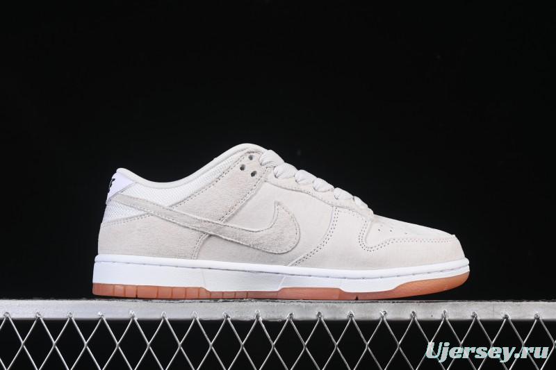 Nike SB Dunk Low Pro B Skate Shoes in Pale Ivory - HJ0367-100