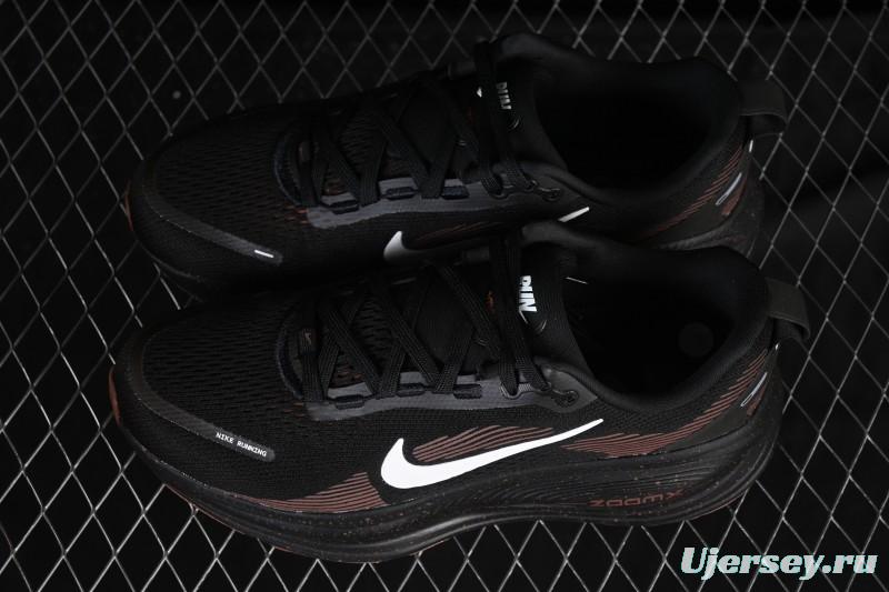 Nike Air Zoom Vomero 18 Cushioned Running Shoes - IH4454-001