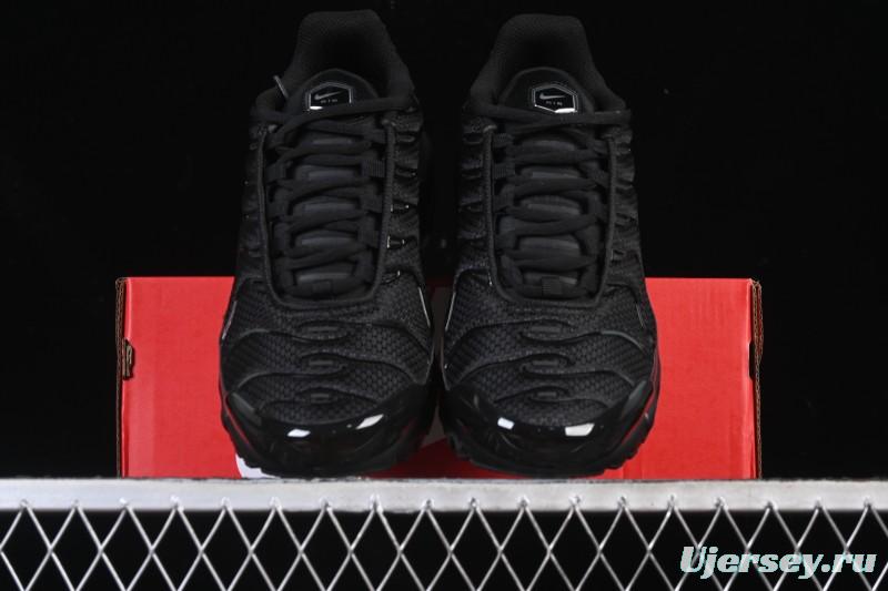 Nike Air Max Plus Retro Running Shoes with Air Cushion Technology - 604133-050