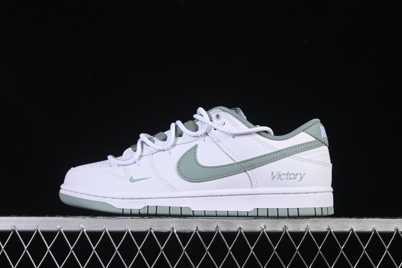 Nike SB Dunk Low Anniversary Custom Low-Top Skate Shoes - WG0528-102