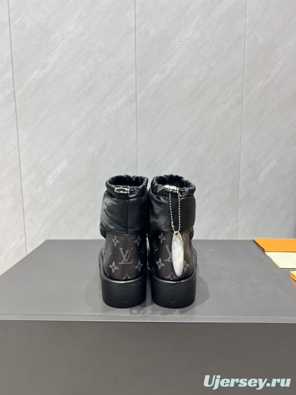 Louis Vuitton Fall/Winter 2025 Snow Boots Series Round Toe Thick Sole Down-Filled Snow Boots - KFY00310