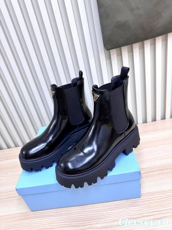 Prada Spring/Summer 2025 Platform Ankle Boots - LY0340