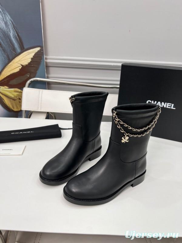 Chanel 2025 SS Quilted Leather Chain CC Flat Ankle Boots - LY00400