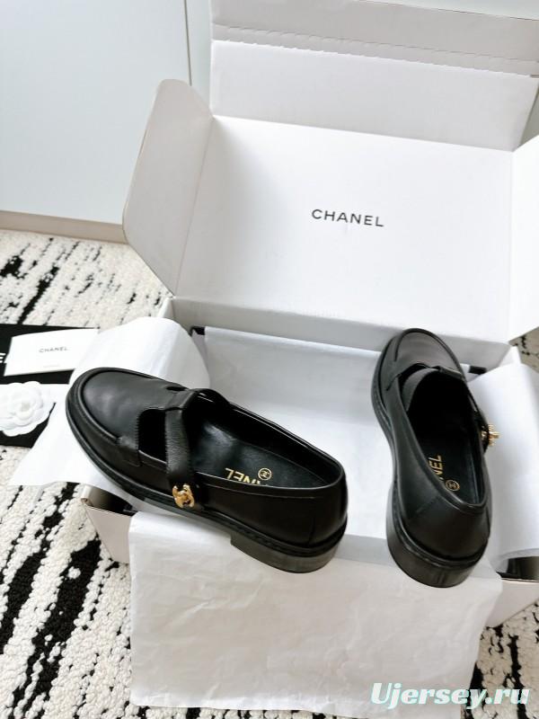Chanel 2025 SS Loafers Classic Elegant Design - KFY00320