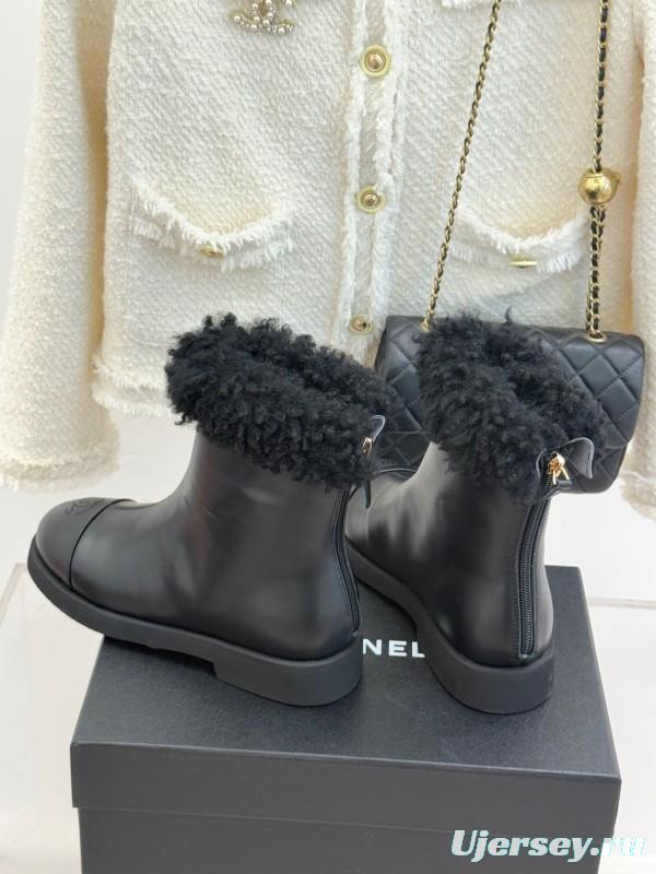 Chanel 25K Series Two-Tone CC Fur Snow Boots - KFY00300