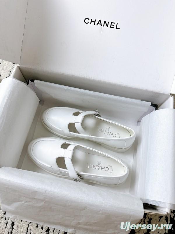 Chanel 2025 SS Loafers Classic Elegant Design - KFY00320