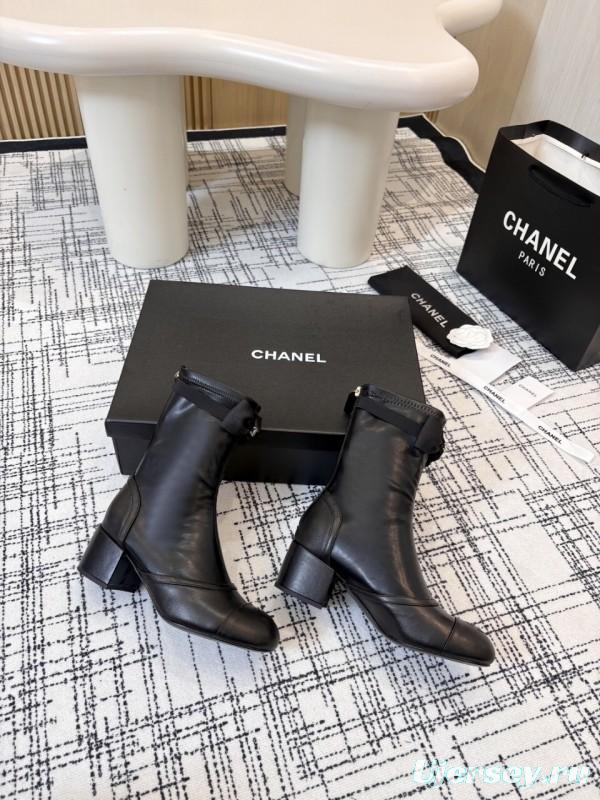 Chanel Classic Chunky Heel Back Zipper Ankle Boots - LY00320