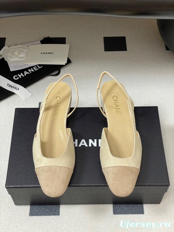 Chanel Sling-back Two-Tone Suede Slingback Sandals Flat/Block Heel - KFY00280