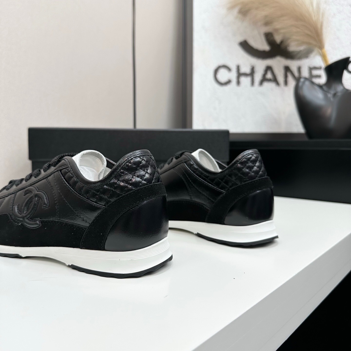 Chanel 2025 SS Panda Shoes Casual Sports Sneakers - LY00
