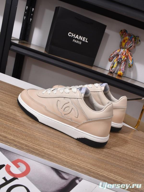 Chanel Classic Loafer with Gradient Logo and Platform Sole - KFY00350