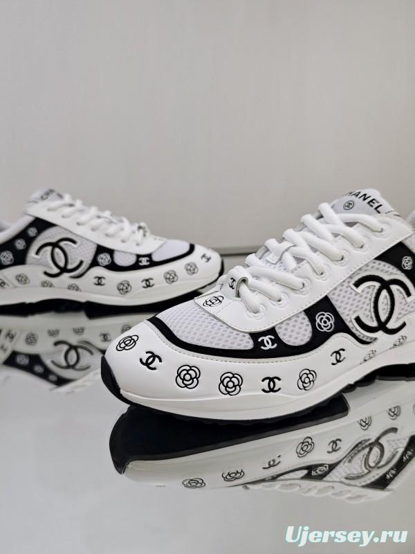 Chanel 2025 SS Limited Edition Silver Horn King 2 Sneakers - KFY00340