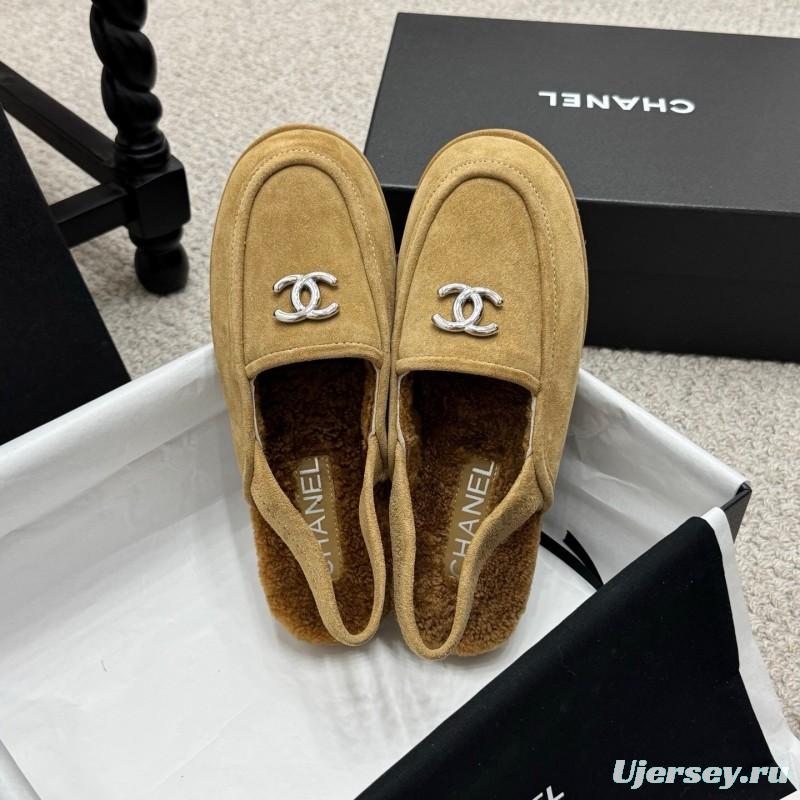 Chanel 2025/SS Teddy Fur Loafers with Double C Logo - KFY00300