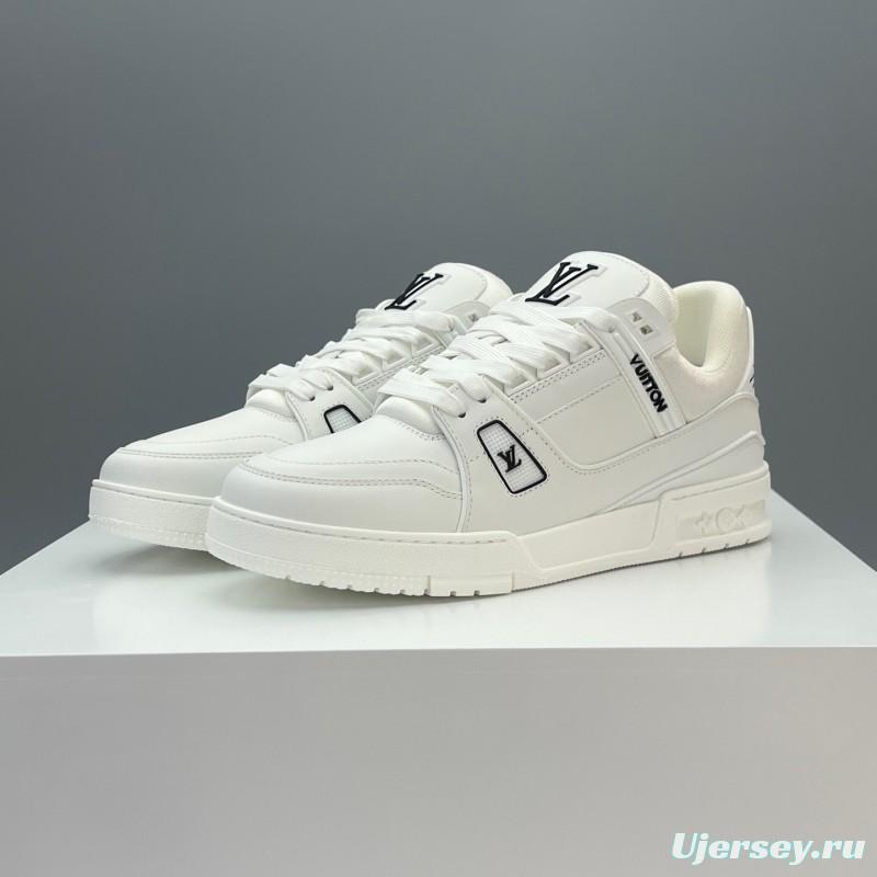Louis Vuitton Trainer Retro Basketball-Inspired Sneakers with Mixed Materials - LY00430