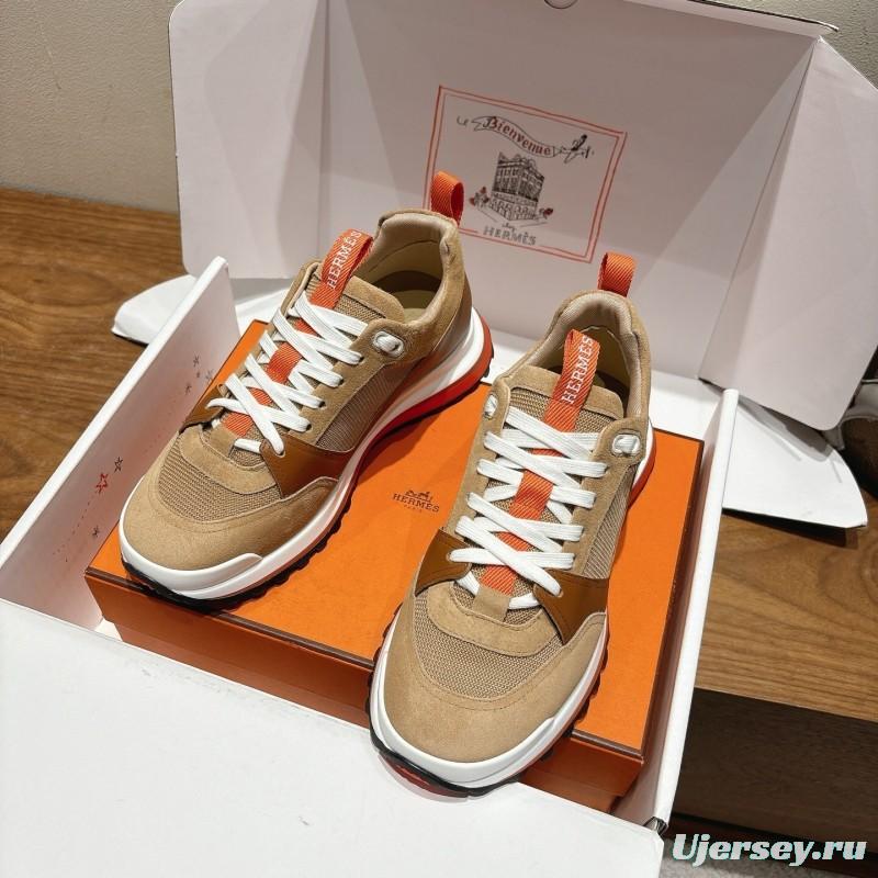 H Boots Classic Chelsea Boots with British Color Block Design - AS00410