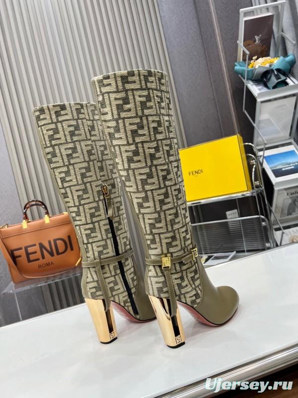 FENDI Delfina Round Toe Boots with FF Buckle - LY00