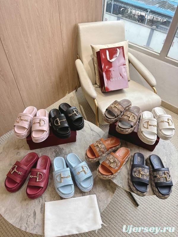 Gucci 2025/SS Women's Sandals with Iconic Horsebit Detail and Gold Hardware - LY00270