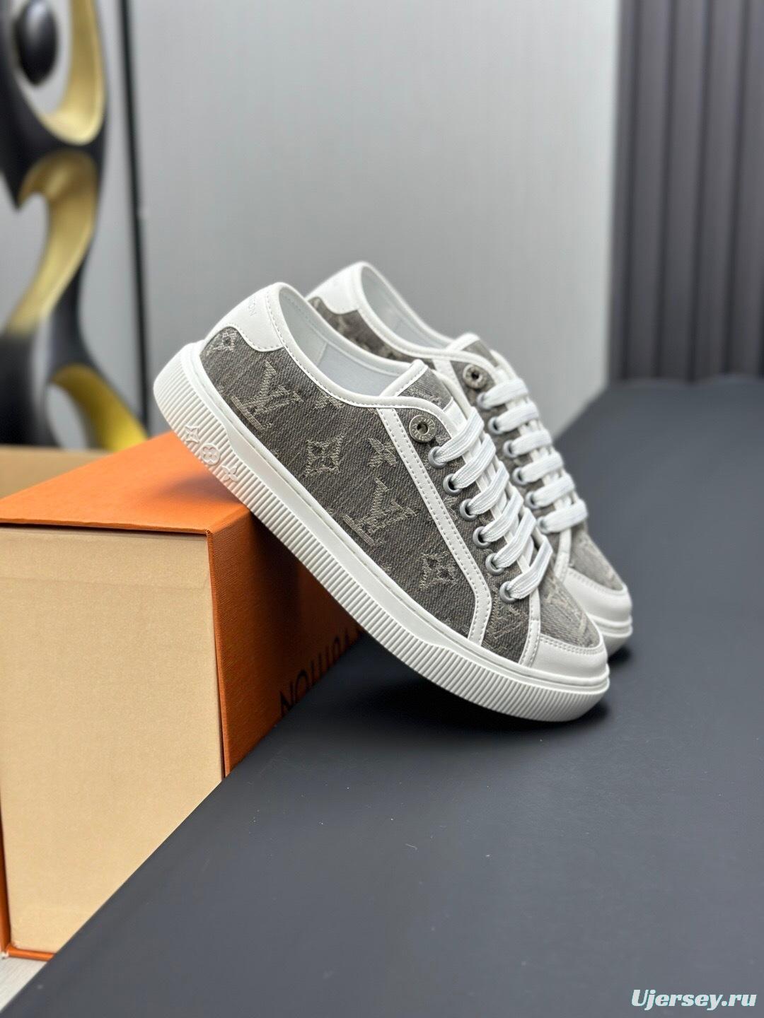 Louis Vuitton Time Out Series Monogram Animal Print Casual White Sneakers - Time Out