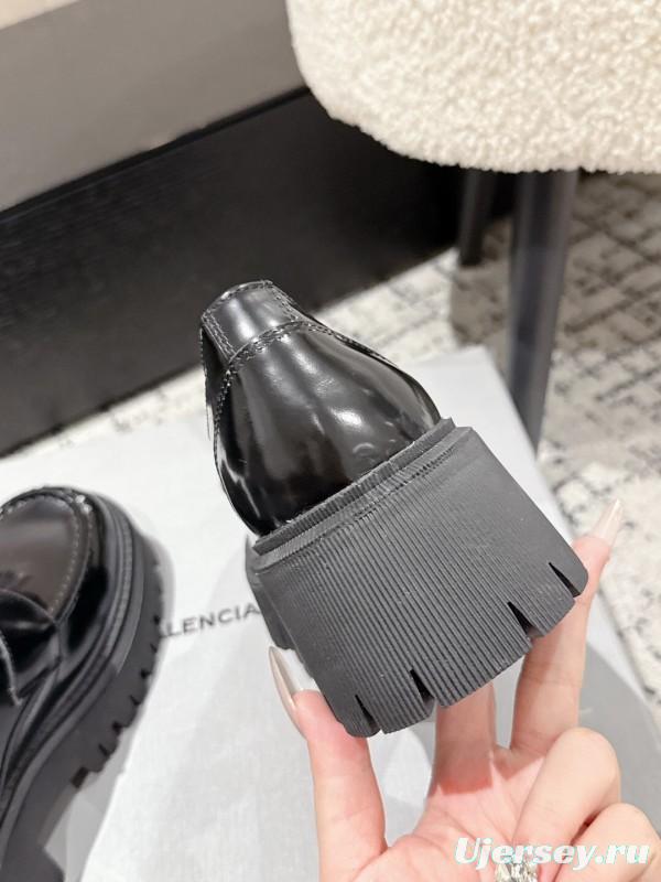 Balenciaga 2025 SS Loafers with Retro Design and Lightweight TPU Sole - KFY00320