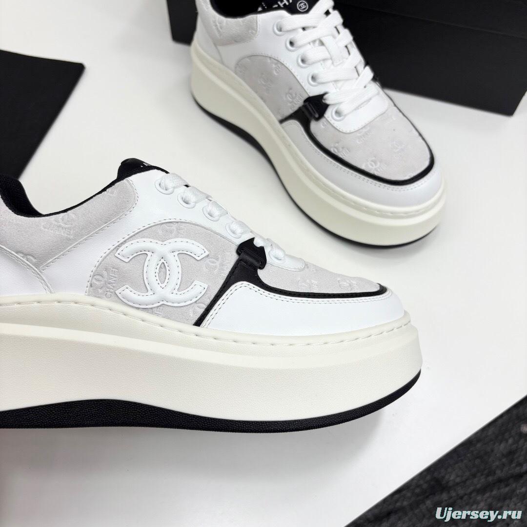 Chanel 2025 SS Panda Casual Sneakers - LY00340