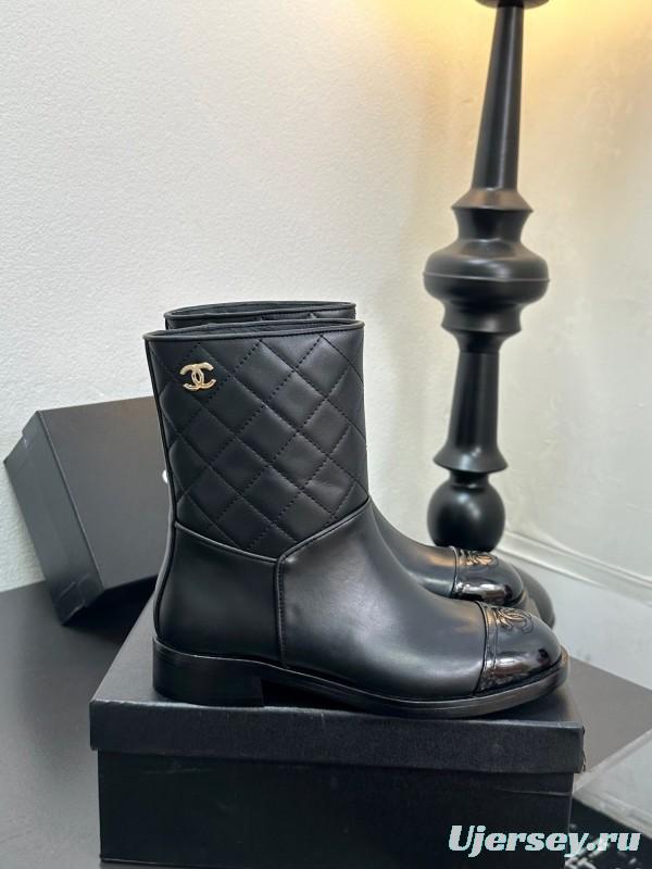 Chanel 2025/SS Short Boots Essential Fall Winter Item - LY00420