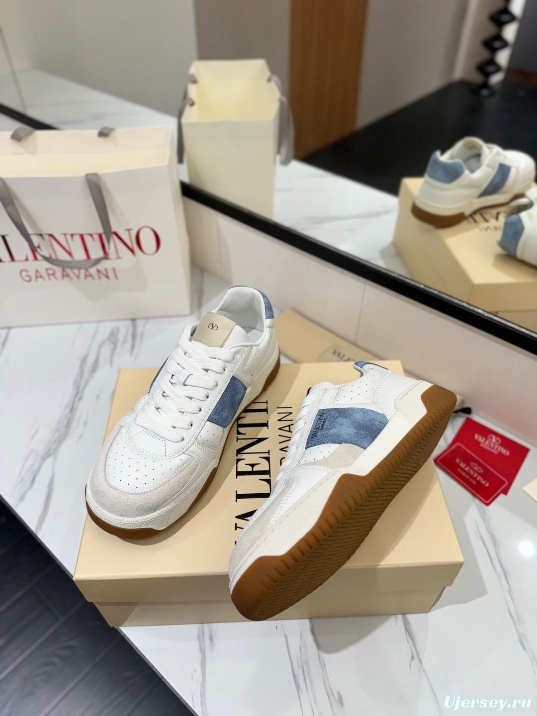 VALENTINO 2025 SS Casual Sneakers with Large V Velcro Strap - AS00370