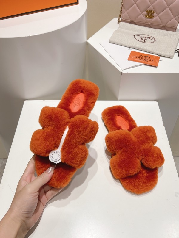 Hermès Fall/Winter 2025 Flat Wool Slippers - LY00240