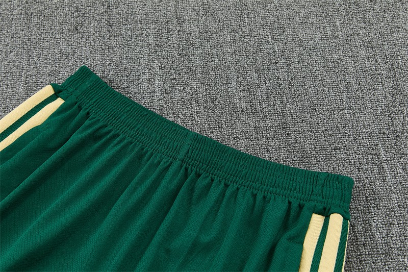 2026 Real Madrid Green & Cream  Short Sleeve+Soccer Shorts