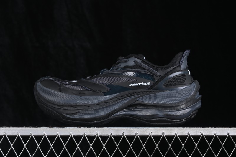 Balenciaga Jet Embossed Print Round-Toe Thick-Sole Low-Top Dad Sneakers - WMRTN1000