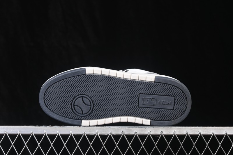 MLB Chunky Liner Fresh New York Yankees Platform Casual Running Shoes - 3ASXM076N50SIS
