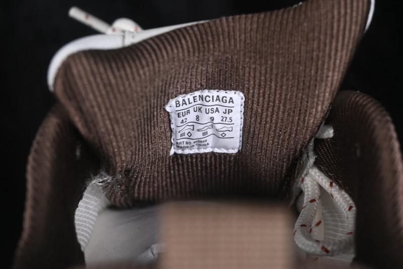 Balenciaga Triple S 2 Retro Running Shoes with Chunky Sole Design - WTRS22290