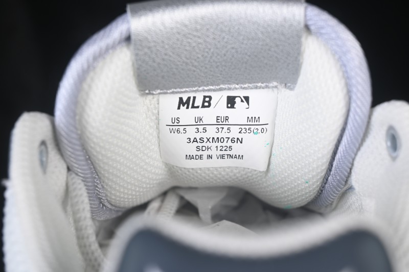 MLB Chunky Liner Fresh New York Yankees Platform Casual Running Shoes - 3ASXM076N50SIS