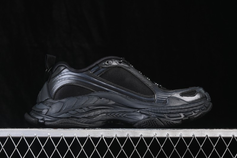 Balenciaga Triple S 2 Retro Running Shoes with Chunky Cushioning - WTRS21011