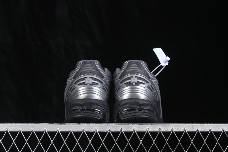 New Balance 1906 Retro Running Shoes with T-Beam Arch Support and Abzorb Cushioning - U1906591