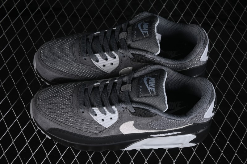 Nike Air Max 90 Retro Running Shoes with Visible Air Cushioning - DM0029-020