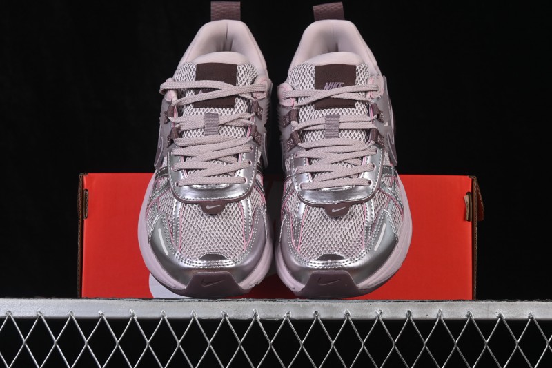 Nike V2K Run Retro Low-Top Running Shoes with Cushlon Foam Cushioning - FD0736-602