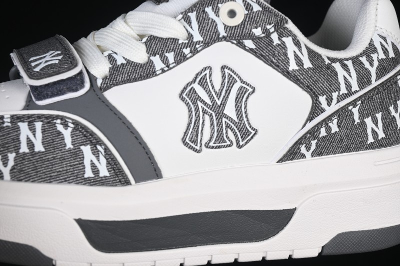 NEW YORK YANKEES Chunky Liner Pocket Monogram Thick-Soled Casual Running Shoes - 3ASXM026N50CGS
