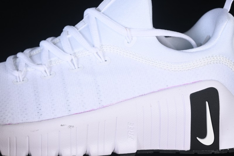 Nike Free Metcon 6 Training Shoes with Breathable Mesh and Cushioned Support - FJ7127-101