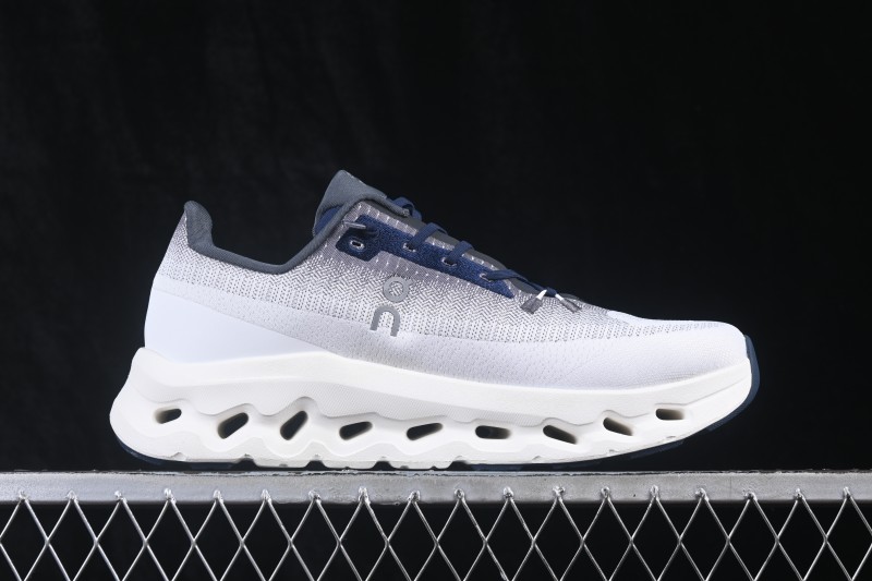 On Cloudtilt Low-Top Casual City Running Shoes with Comfort Cushioning and Slip-Resistant Sole - Midnight Lce
