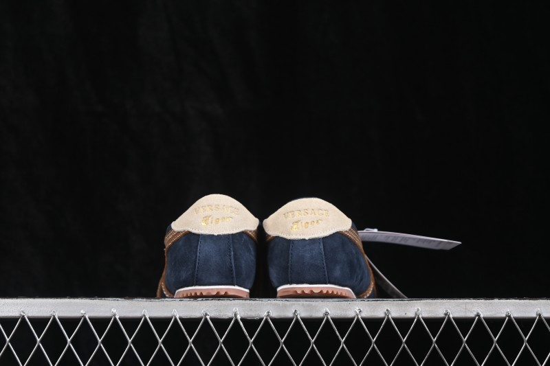 Versace x Onitsuka Tiger Tai-Chi Sakura Low-Top Casual Lifestyle Shoes with Co-Branded Design - G.C3