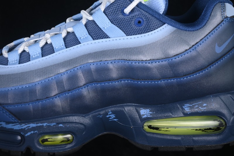 Nike Air Max 95 SP Retro Running Shoes with Air Cushioning - II7404-400