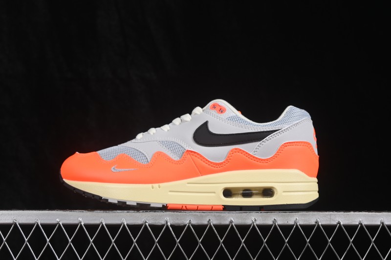 Nike Air Max 1 Retro Running Shoes with Half-Sole Air Cushion - II7055-800