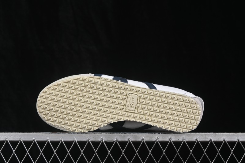 Adidas CSC3 Running Shoes - 1183C577-100