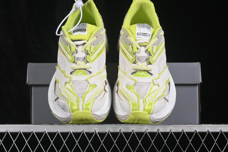 Balenciaga Jet Embossed Round-Toe Chunky Low-Top Dad Sneakers with Textured Print - WMRTN9197