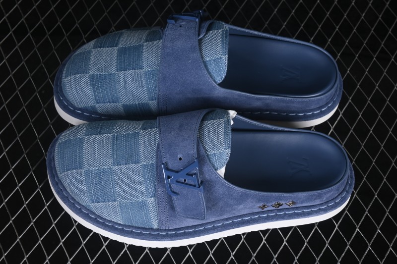 Louis Vuitton Comfort Flat Sandals Calfskin Suede Round Toe Slide - AJE5
