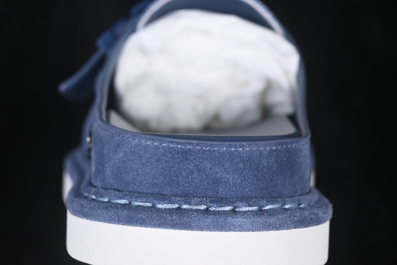 Louis Vuitton Comfort Flat Sandals Calfskin Suede Round Toe Slide - AJE5