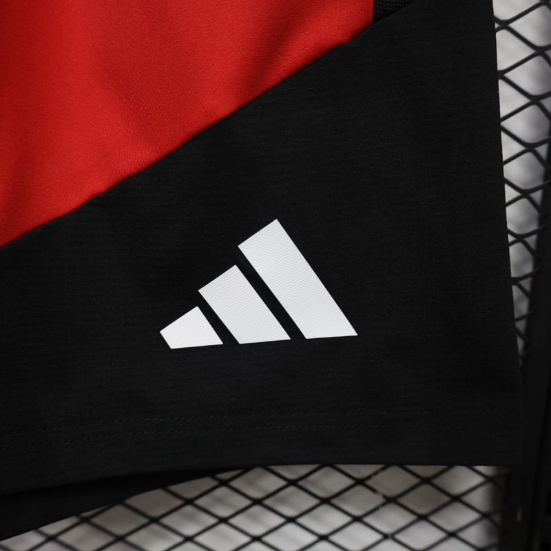 Player Version 26/27 Manchester United Red Shorts
