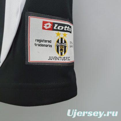 Retro 02/03 Juventus Home Jersey