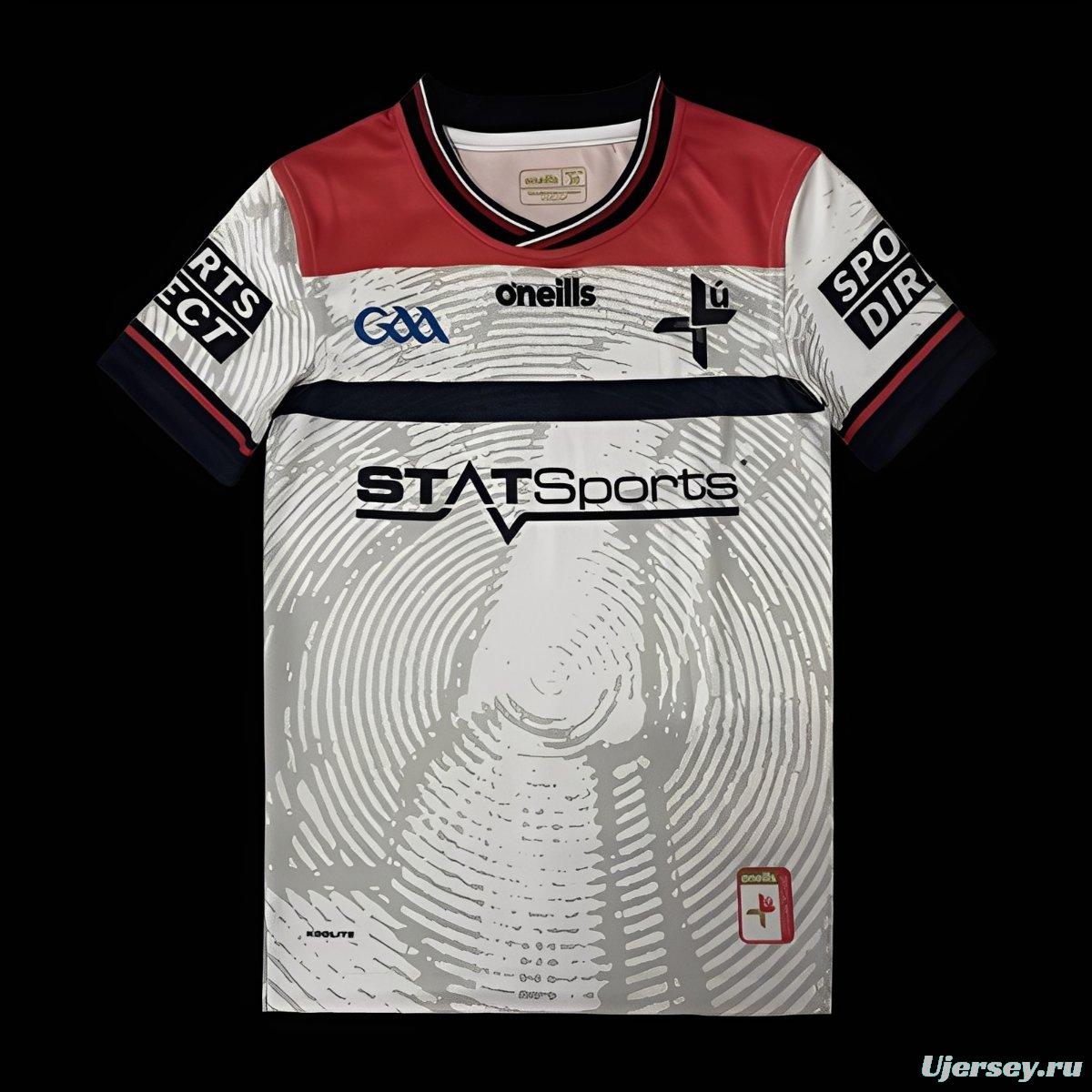 25/26 Kids Kildare GAA White with Red Shoulders and Circular Pattern Jersey